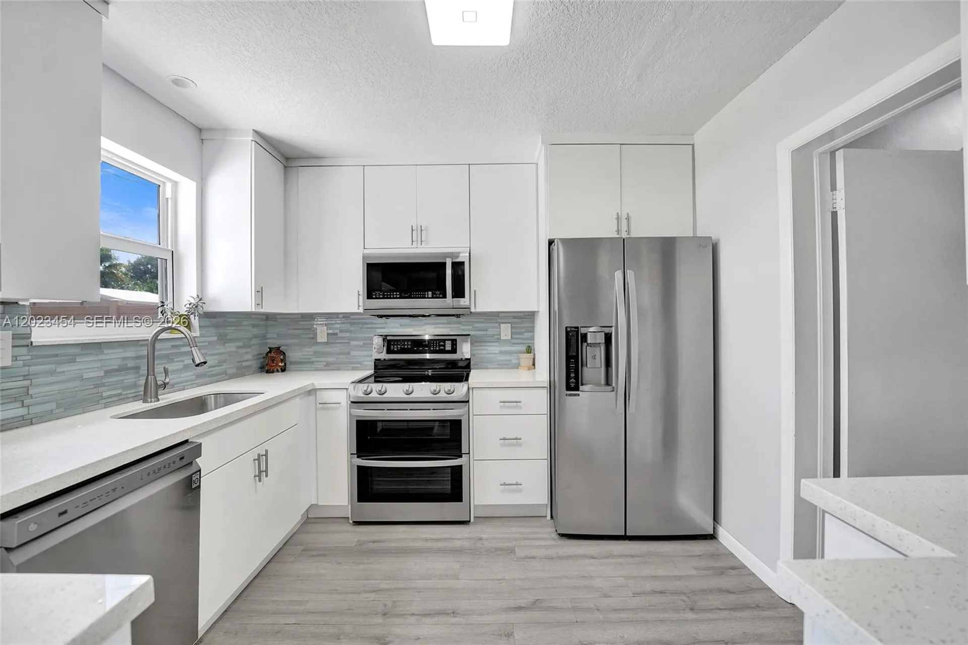 3234 Roosevelt Street Hollywood FL 33021