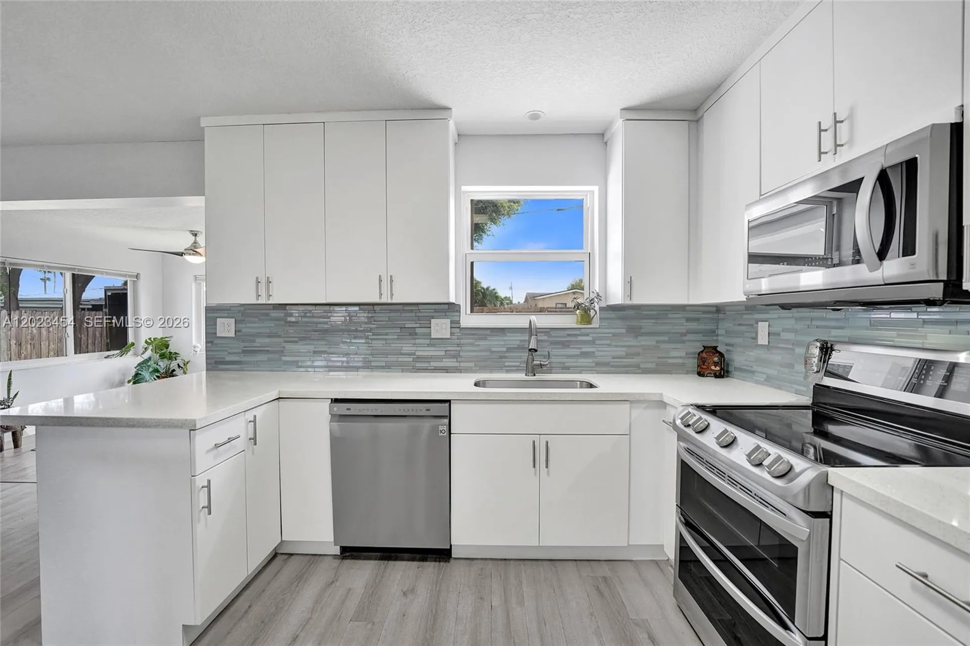 3234 Roosevelt Street Hollywood FL 33021