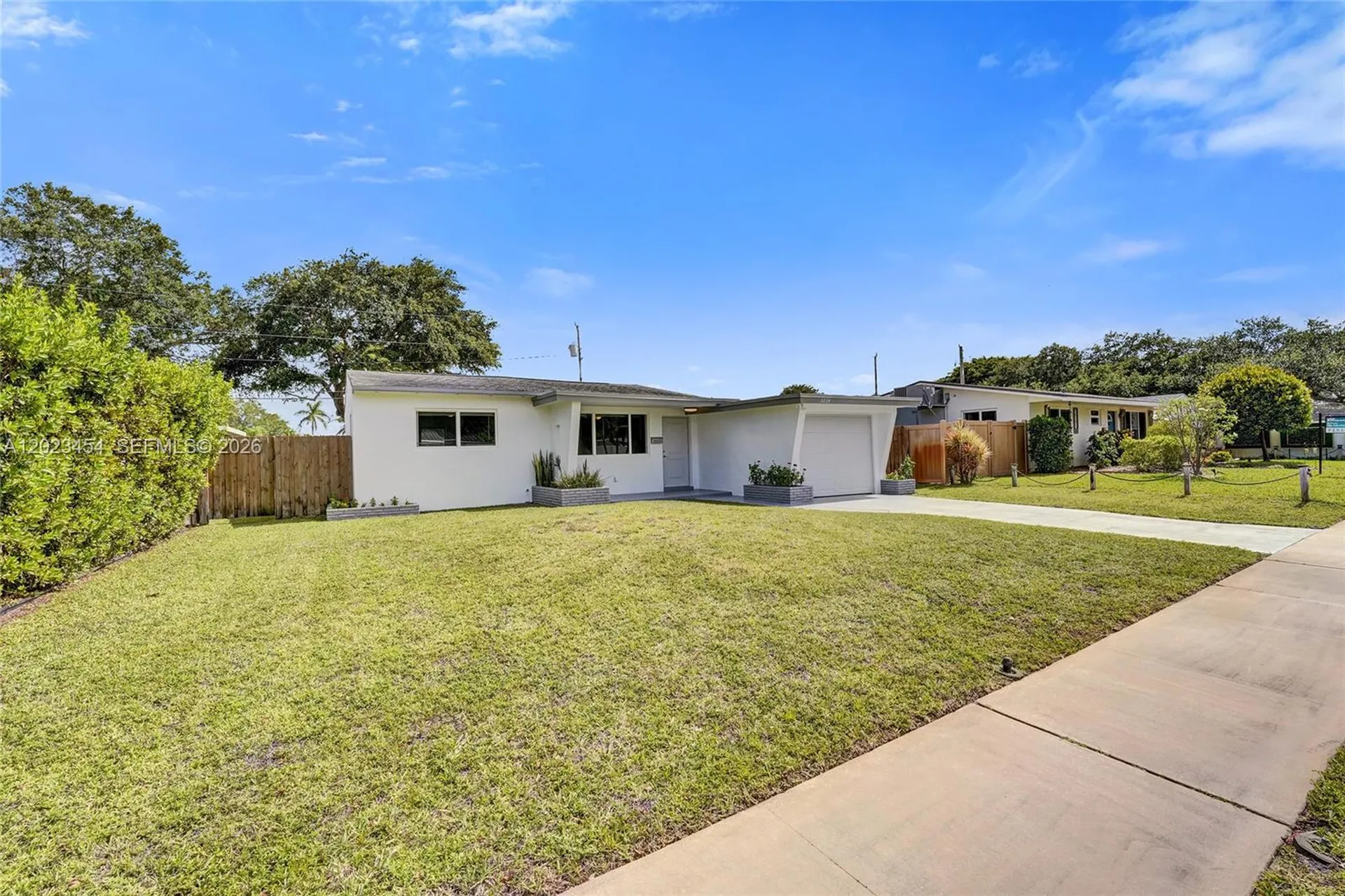 3234 Roosevelt Street Hollywood FL 33021