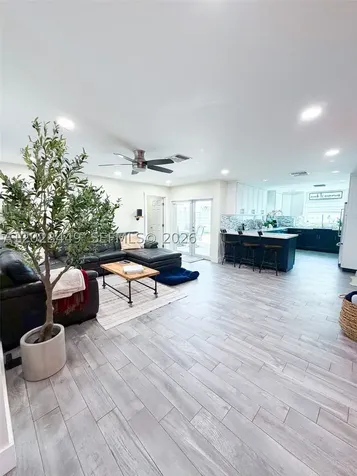 14552 SW 142nd Place Miami FL 33186