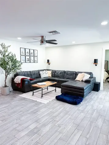 14552 SW 142nd Place Miami FL 33186