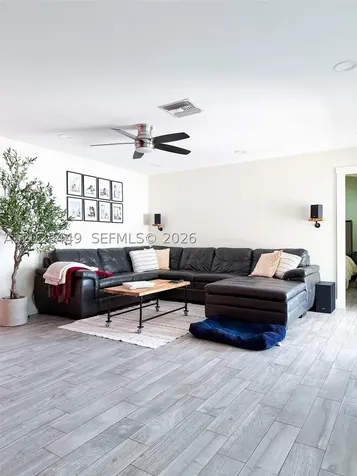 14552 SW 142nd Place Miami FL 33186