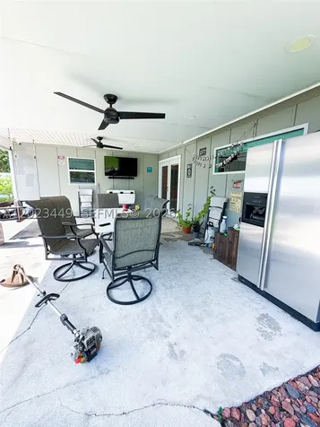 14552 SW 142nd Place Miami FL 33186