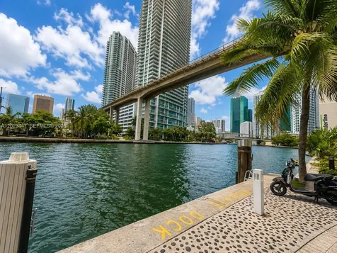 690 SW 1st Court Miami FL 33130