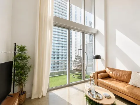 690 SW 1st Court Miami FL 33130