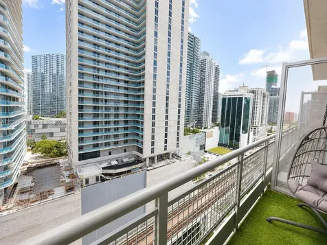 690 SW 1st Court Miami FL 33130