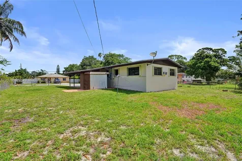 2980 NW 170th Street Miami Gardens FL 33056