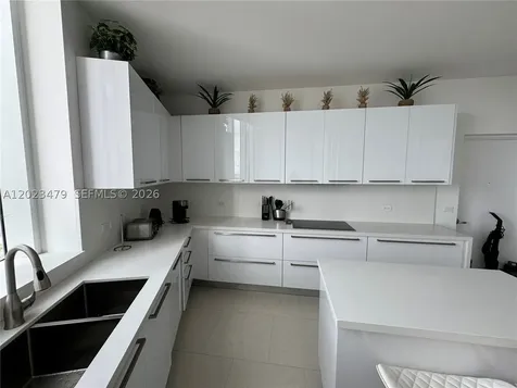 16001 Collins Avenue Sunny Isles Beach FL 33160