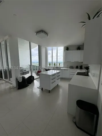 16001 Collins Avenue Sunny Isles Beach FL 33160