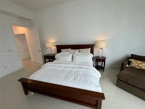 16001 Collins Avenue Sunny Isles Beach FL 33160