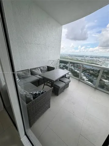 16001 Collins Avenue Sunny Isles Beach FL 33160
