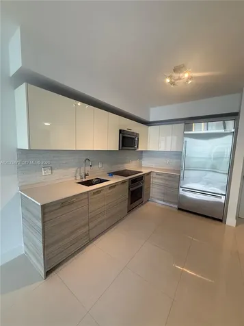 1300 Brickell Bay Drive Miami FL 33131