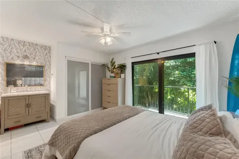 3214 W Trade Avenue Miami FL 33133