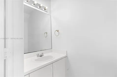 3818 San Simeon Circle Weston FL 33331