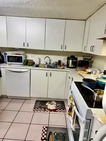 4725 SW 62nd Avenue Davie FL 33314