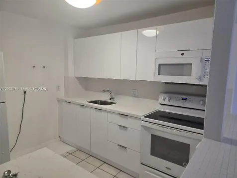 16950 W Dixie Highway North Miami Beach FL 33160