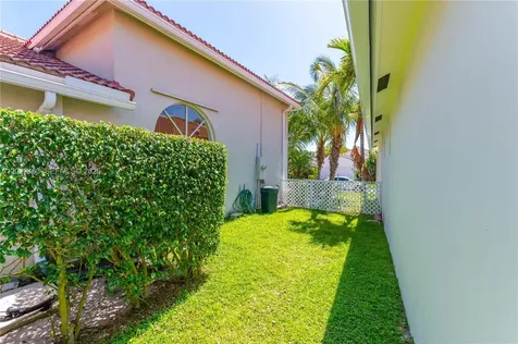 7131 NW Turtle Walk Boca Raton FL 33487