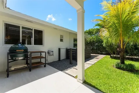 7350 SW 65th Avenue South Miami FL 33143