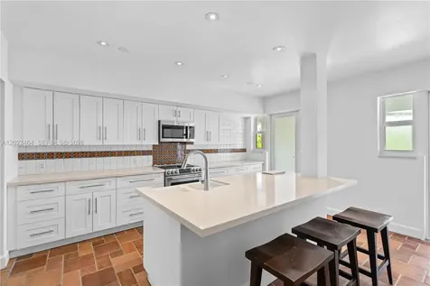 10190 Collins Avenue Bal Harbour FL 33154