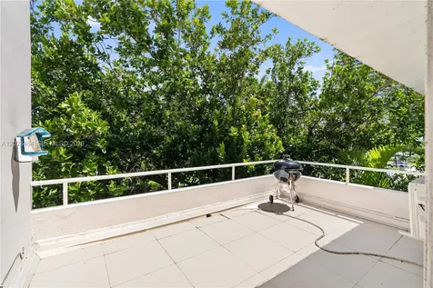 10190 Collins Avenue Bal Harbour FL 33154