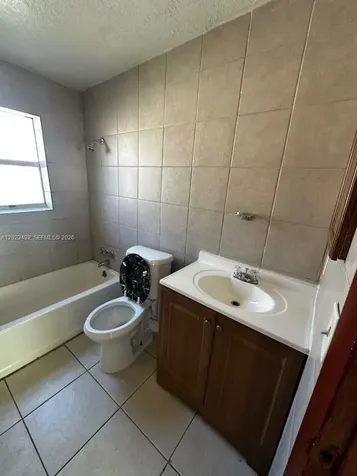 2221 NW 6th Court Fort Lauderdale FL 33311