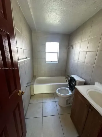 2221 NW 6th Court Fort Lauderdale FL 33311