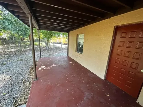 2221 NW 6th Court Fort Lauderdale FL 33311