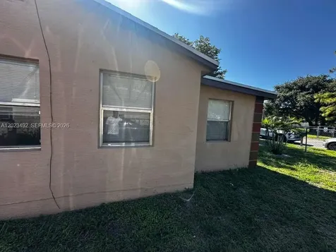2221 NW 6th Court Fort Lauderdale FL 33311