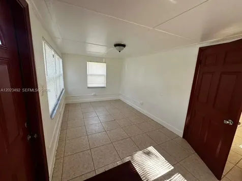 2221 NW 6th Court Fort Lauderdale FL 33311