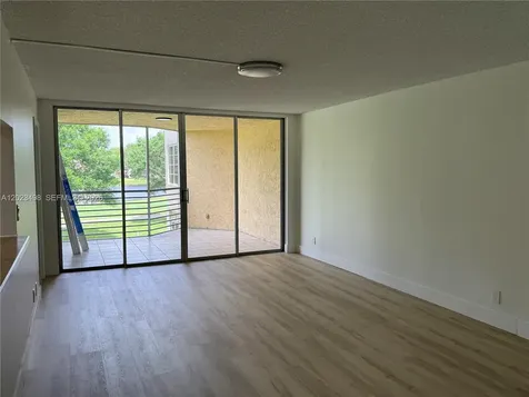 9531 Seagrape Drive Davie FL 33324