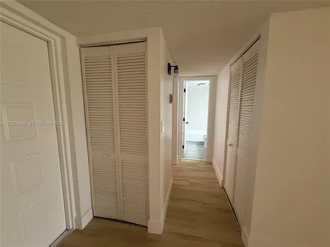 9531 Seagrape Drive Davie FL 33324