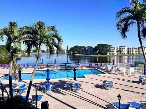 9531 Seagrape Drive Davie FL 33324