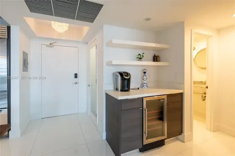 100 Lincoln Road Miami Beach FL 33139