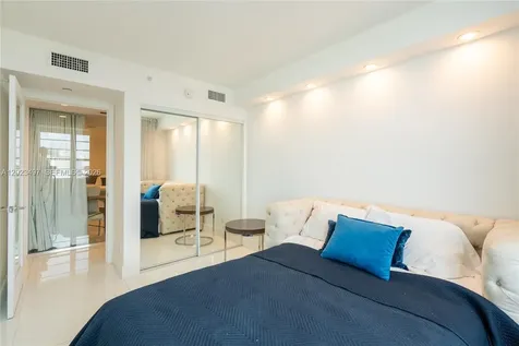 100 Lincoln Road Miami Beach FL 33139
