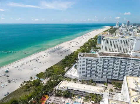 100 Lincoln Road Miami Beach FL 33139
