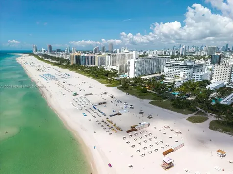 100 Lincoln Road Miami Beach FL 33139