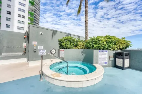 1750 N Bayshore Drive Miami FL 33132