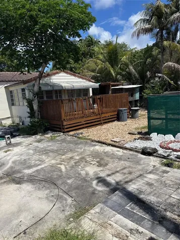 1501 N 16th Court Hollywood FL 33020