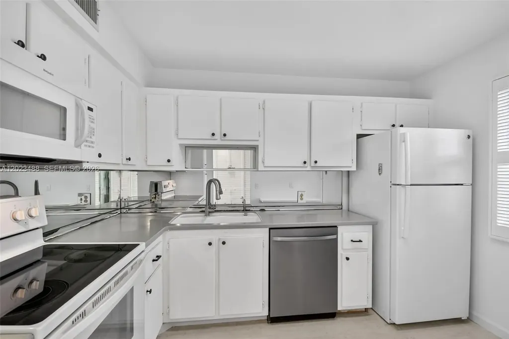 4230 Deste Court Lake Worth FL 33467