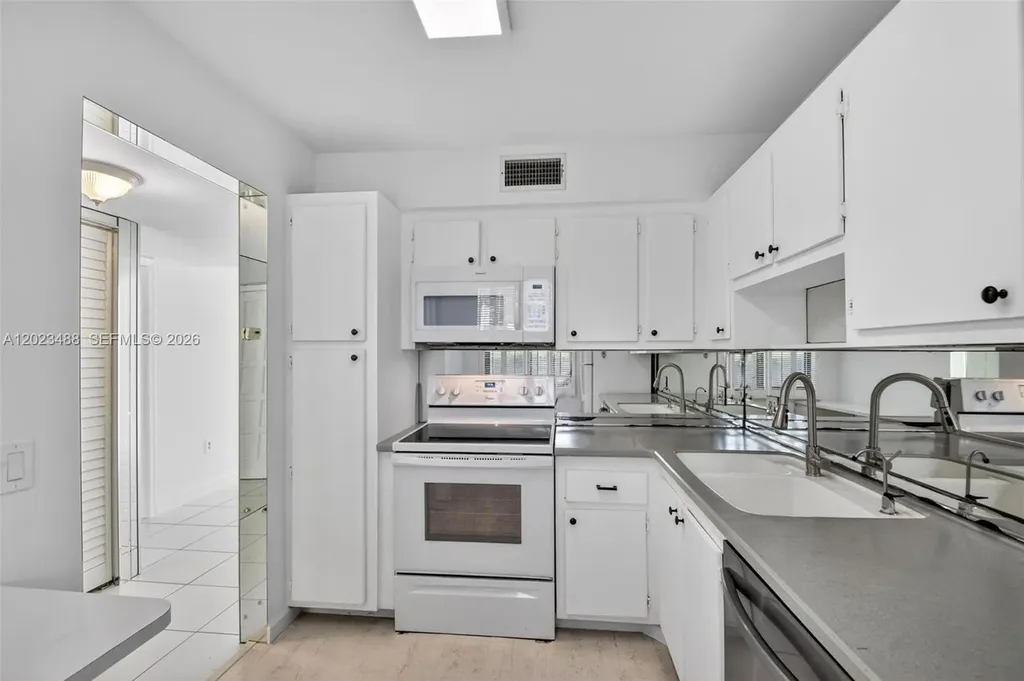 4230 Deste Court Lake Worth FL 33467