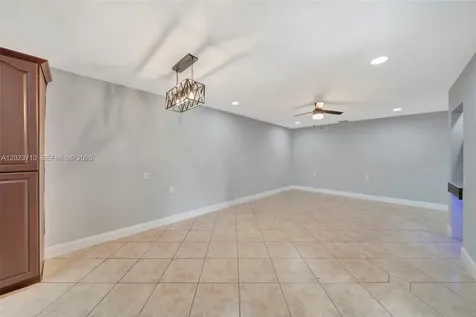 11640 NW 39th Street Coral Springs FL 33065