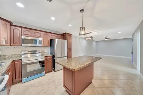 11640 NW 39th Street Coral Springs FL 33065