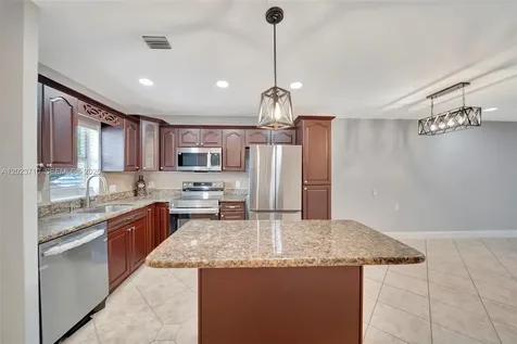 11640 NW 39th Street Coral Springs FL 33065