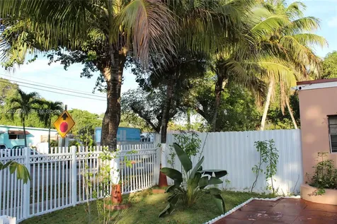 13875 NE 16th Court North Miami FL 33181