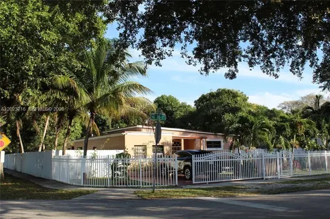 13875 NE 16th Court North Miami FL 33181