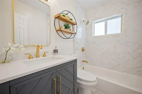 4220 SW 14th Street Miami FL 33134