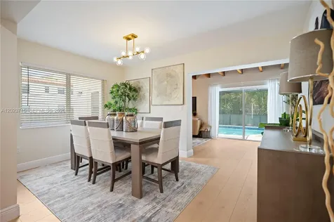 4220 SW 14th Street Miami FL 33134