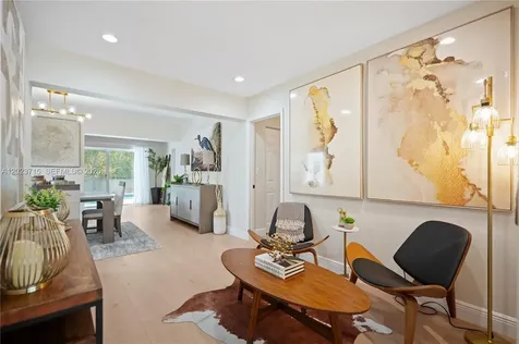 4220 SW 14th Street Miami FL 33134
