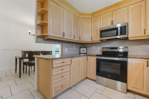 232 SE 6th Street Dania Beach FL 33004