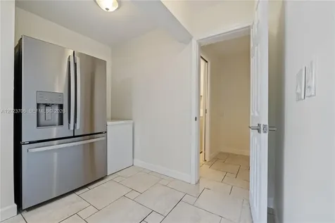 232 SE 6th Street Dania Beach FL 33004